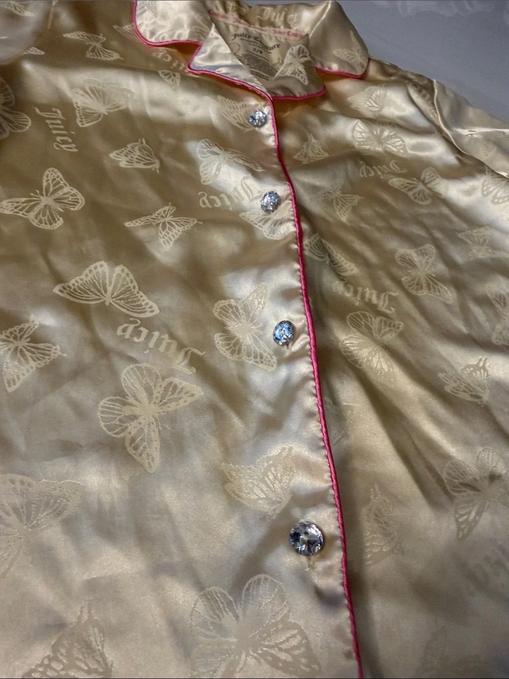 Juicy Couture Pale Yellow Satin Butterfly-Print Kids Pajama Set with Pink trim